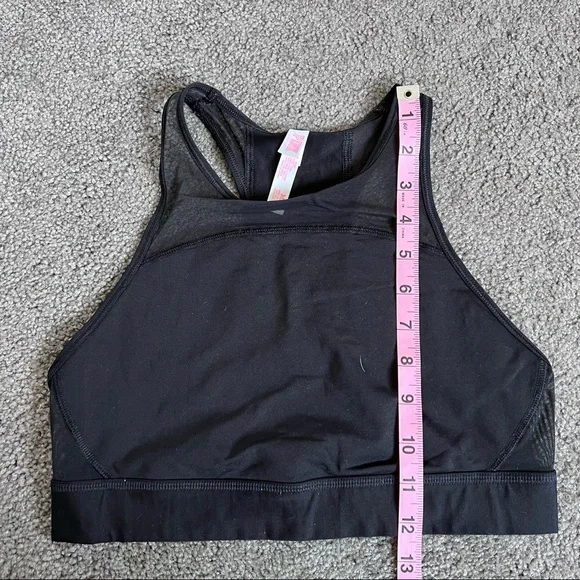 LAST CHANCE black sports bra - Picture 4 of 4
